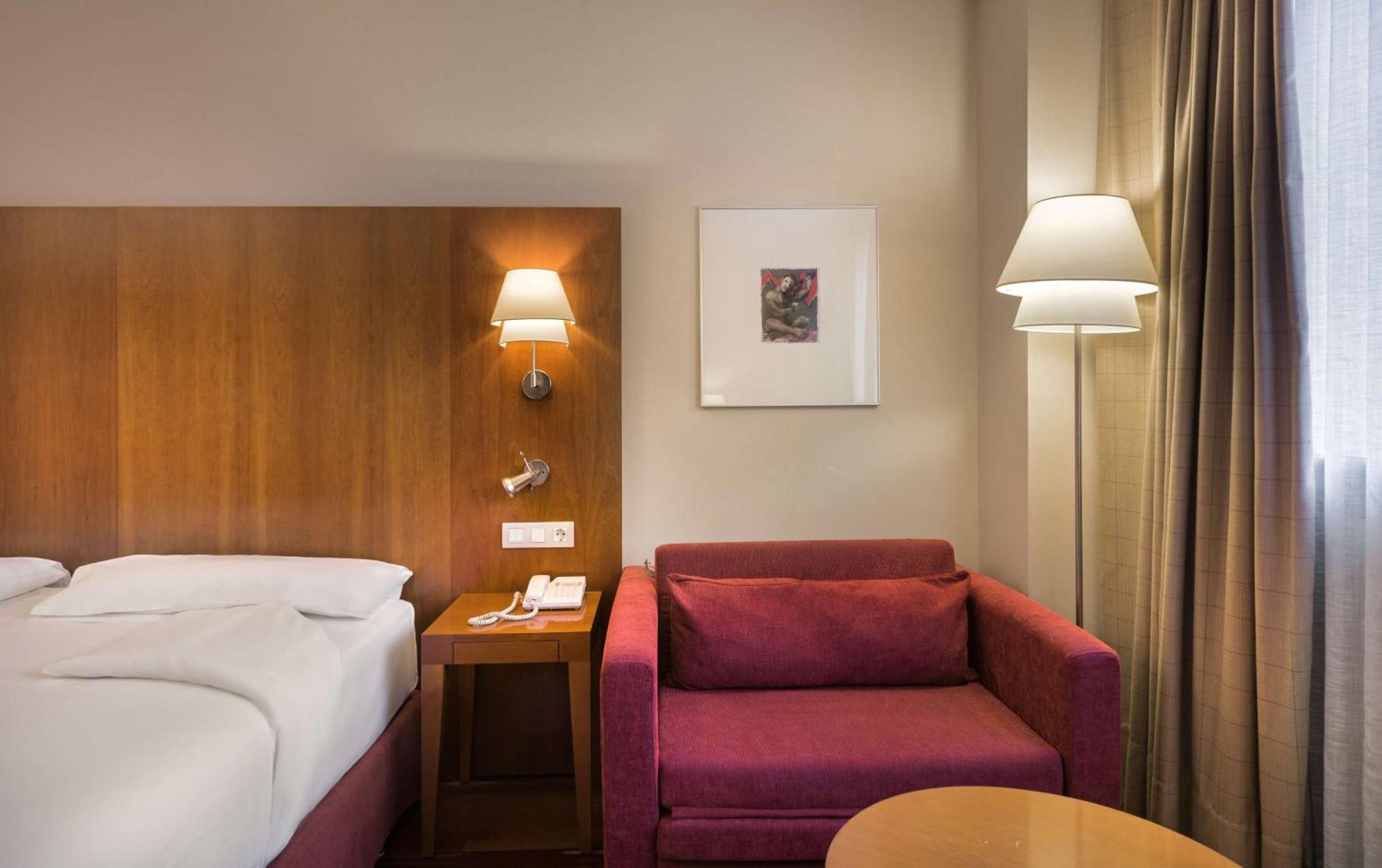 Standard Double or Twin Room,1278935332:JPEG